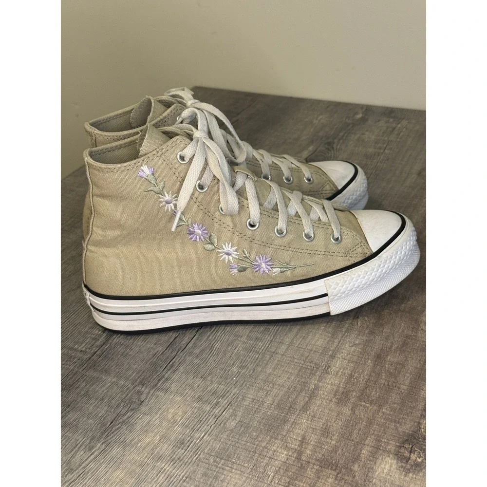 Converse Chuck Taylor All Star High Top Khaki Tan Floral Embroidered Shoes 6 Kid